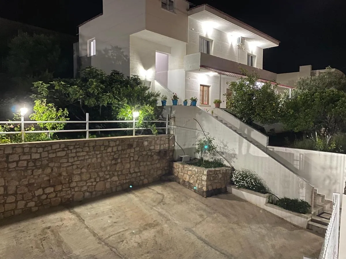 Apartmente Pamela Sarande Apartment