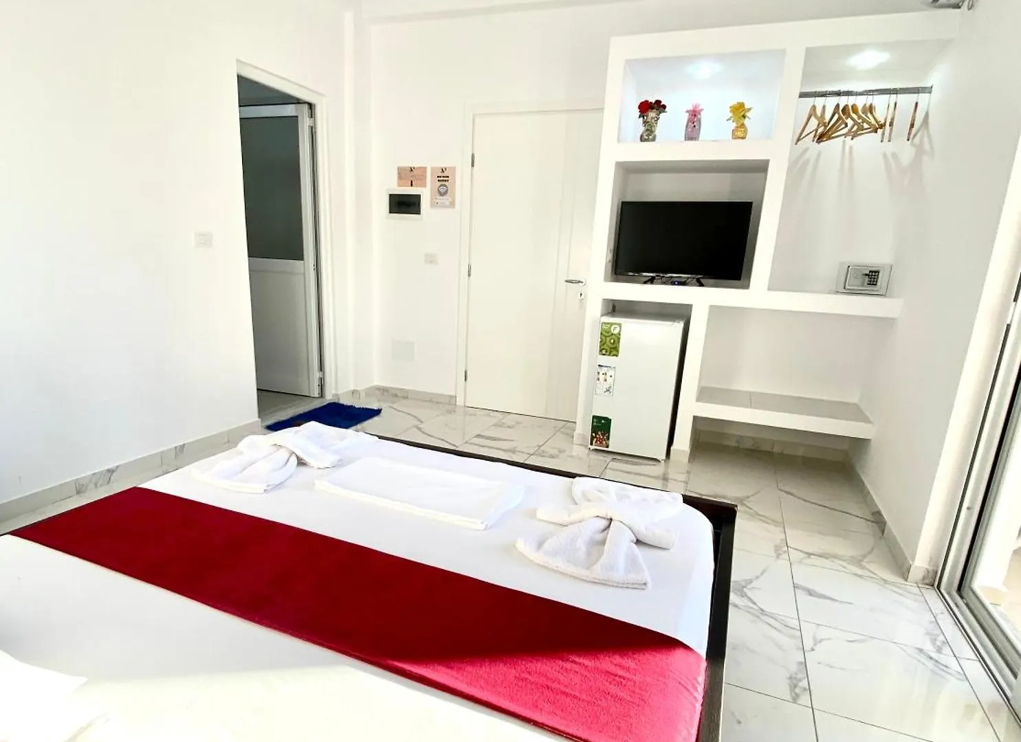 סרנדה Apartmente Pamela אלבניה